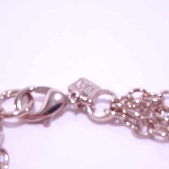 Banana Republic Women's Love Knot Double Link Bracelet NWT 48 - Picture 5 of 7